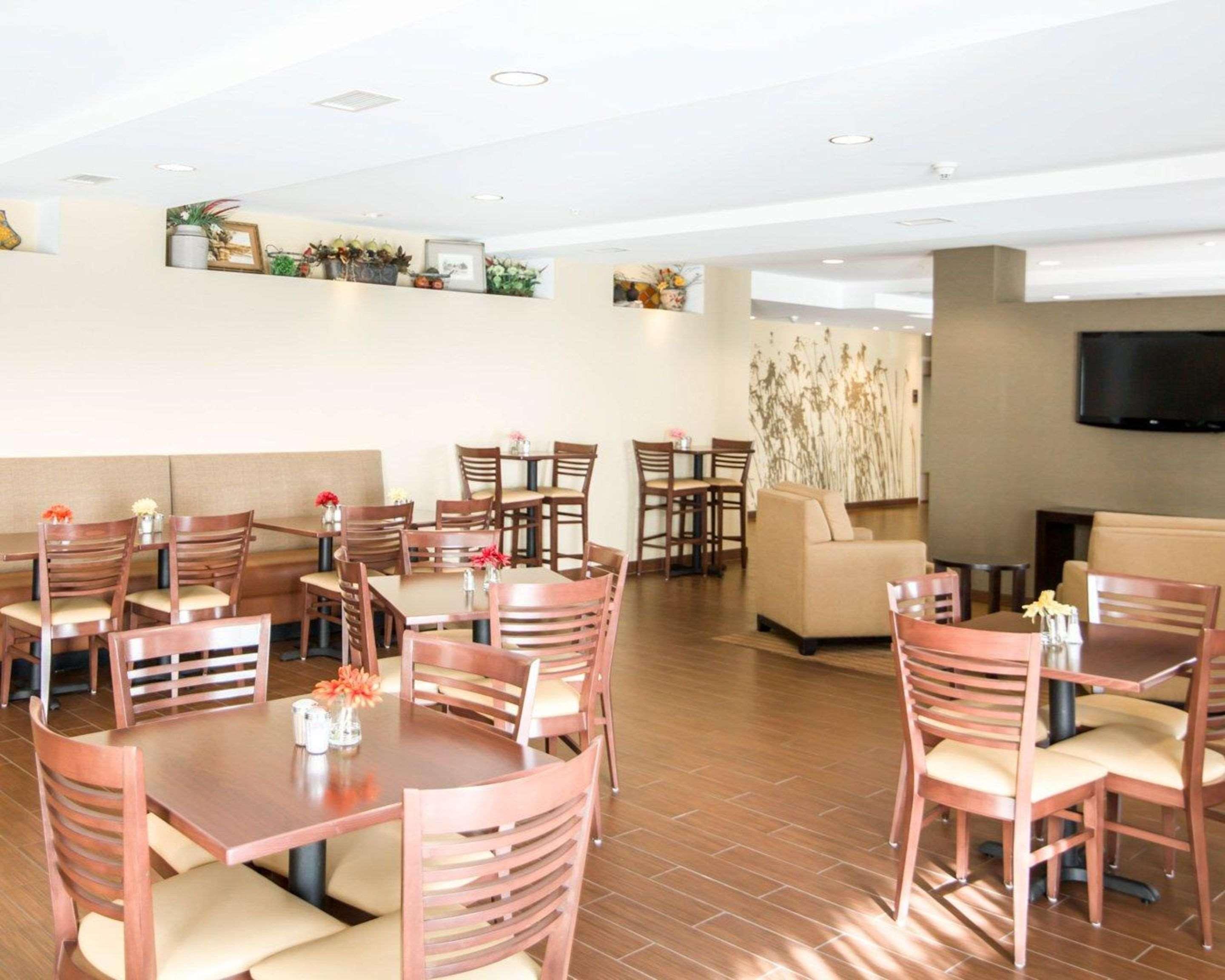 Sleep Inn & Suites Norton Luaran gambar